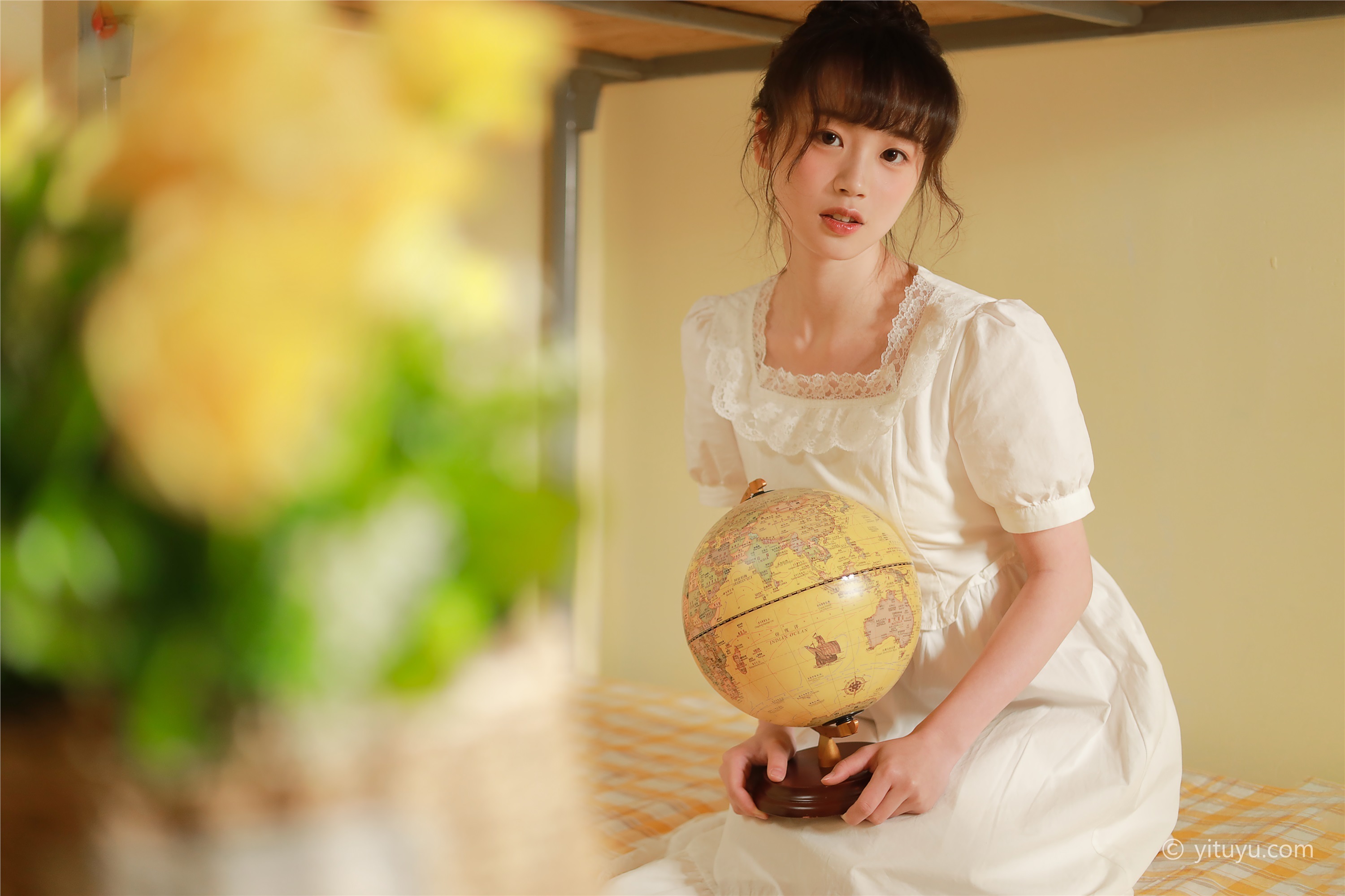 YITUYU 艺图语 2021.04.23 放学后 柚子